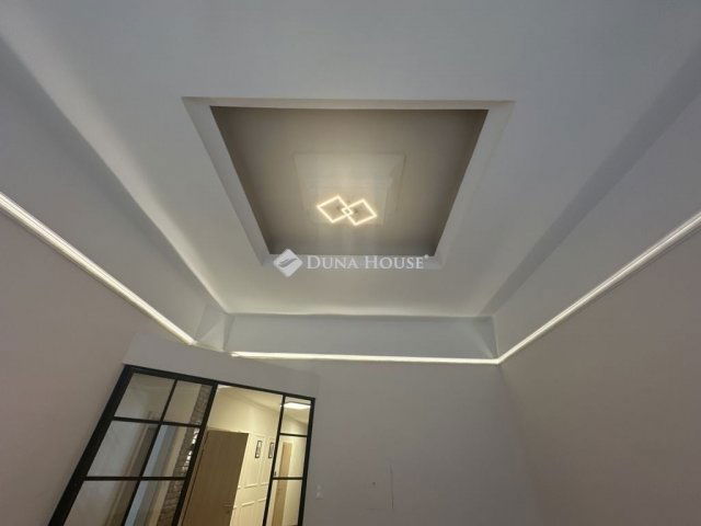 Eladó téglalakás, Budapesten, VI. kerületben 164 M Ft, 4 szobás