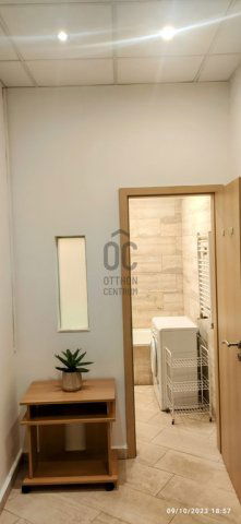 Eladó téglalakás, Budapesten, VI. kerületben 84.9 M Ft, 2 szobás