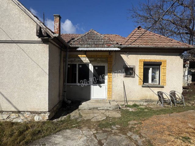 Eladó családi ház, Bélapátfalván 13.5 M Ft, 4 szobás