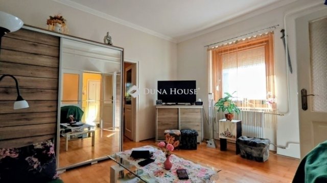 Eladó ikerház, Kecskeméten 76.9 M Ft, 6 szobás