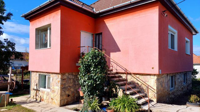 Eladó családi ház, Veresegyházon 84.9 M Ft, 5 szobás