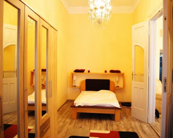 Kiadó téglalakás, albérlet, Debrecenben 240 E Ft / hó, 2 szobás