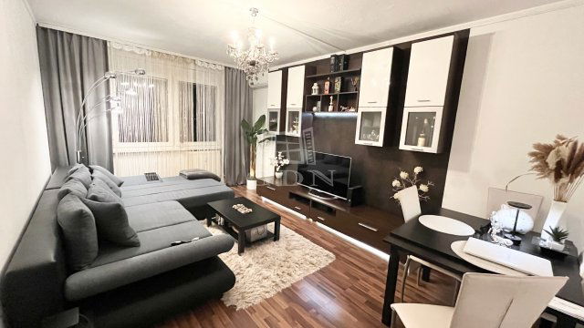 Eladó panellakás, Budapesten, XV. kerületben 70.7 M Ft