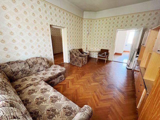 Eladó téglalakás, Sárváron 29.9 M Ft, 2+1 szobás