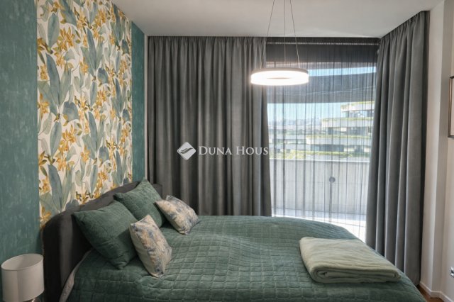 Eladó téglalakás, Szegeden 145 M Ft, 4 szobás