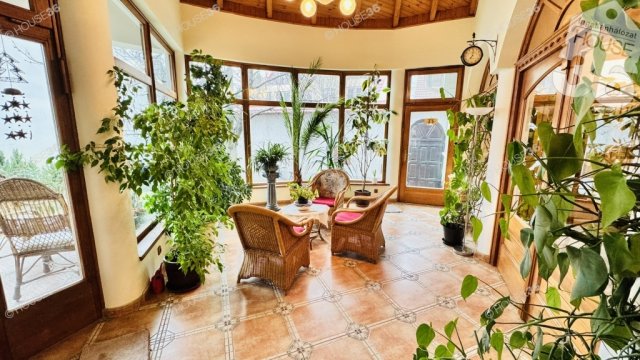 Eladó családi ház, Kecskeméten 214.9 M Ft, 4 szobás