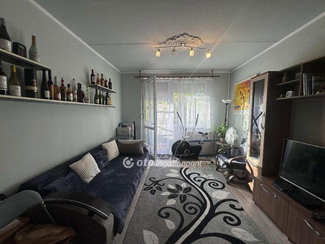 Eladó panellakás, Debrecenben 54.9 M Ft, 2 szobás