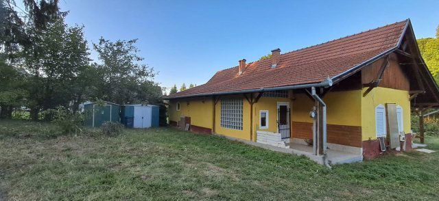 Eladó családi ház, Nagybakónakon 13.9 M Ft, 1+1 szobás