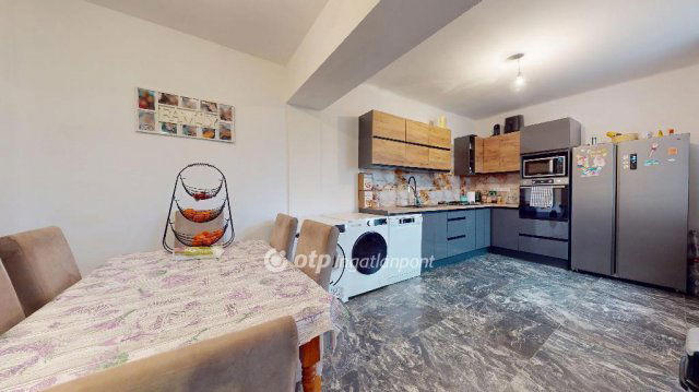 Eladó családi ház, Tiszabercelen 35 M Ft, 2+1 szobás