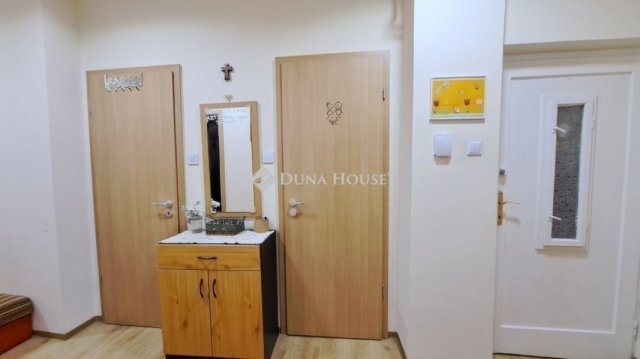 Eladó családi ház, Sülysápon 85 M Ft, 5 szobás