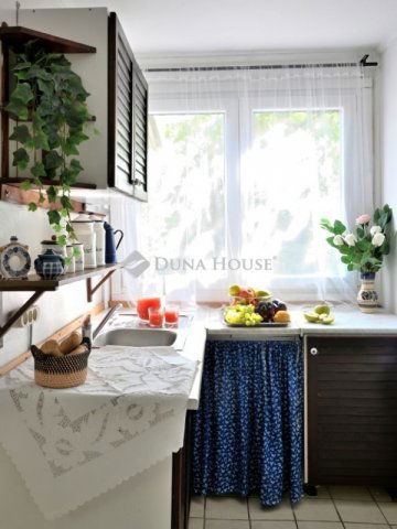 Eladó nyaraló, Leányfaluban 49.9 M Ft, 2 szobás