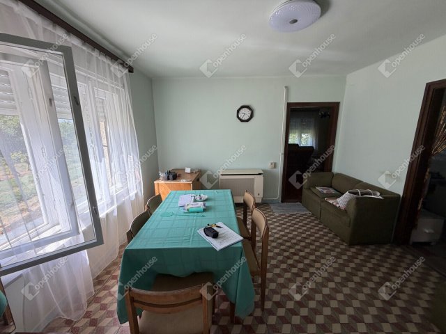 Eladó családi ház, Zalacsében 24.5 M Ft, 2 szobás