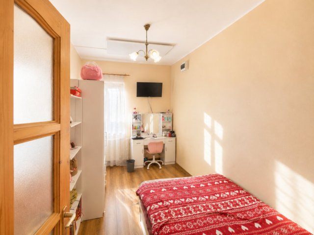 Eladó családi ház, Szegeden 90 M Ft, 4 szobás