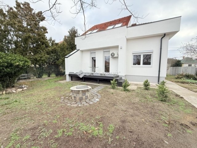 Eladó családi ház, Budapesten, XVIII. kerületben 149.9 M Ft