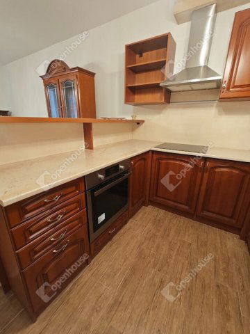 Eladó téglalakás, Győrött 124.9 M Ft, 3 szobás