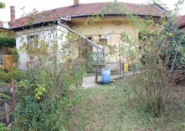 Eladó családi ház, Sátoraljaújhelyen 3.4 M Ft, 2+1 szobás