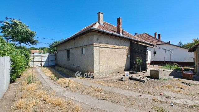 Eladó családi ház, Mezőkovácsházán 14 M Ft, 2+1 szobás