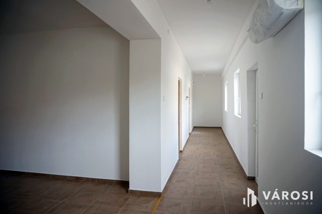Eladó családi ház, Örkényen 45 M Ft, 4 szobás