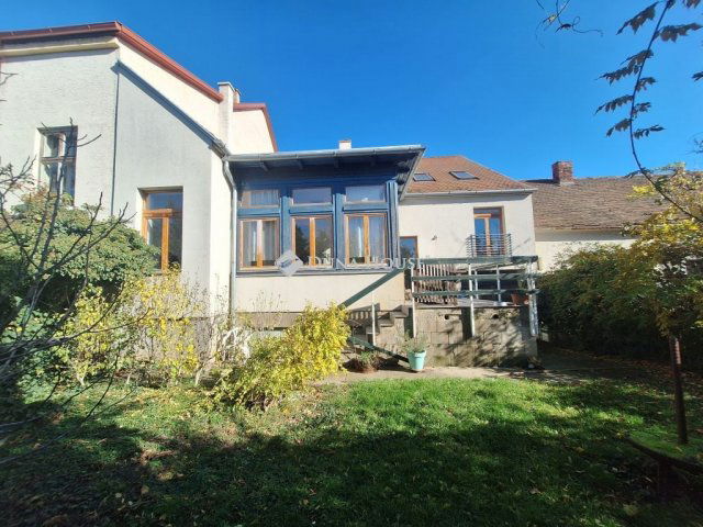 Eladó családi ház, Szombathelyen 120 M Ft, 5 szobás
