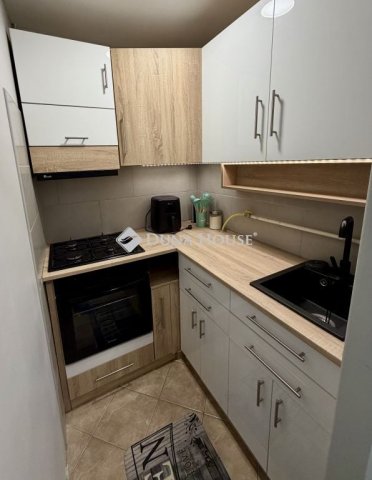 Eladó panellakás, Miskolcon 28.5 M Ft, 1+1 szobás