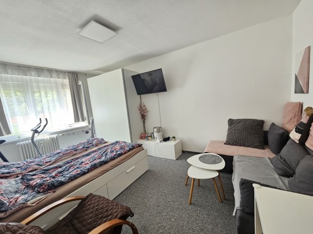Eladó panellakás, Dunaújvárosban, Tavasz utcában 32.5 M Ft