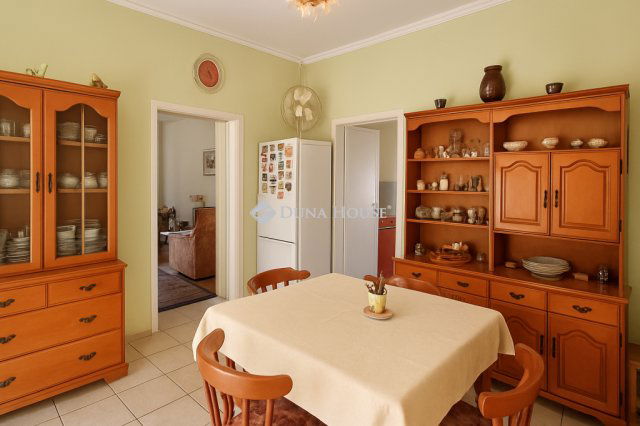 Eladó családi ház, Kecskeméten 45 M Ft, 2 szobás