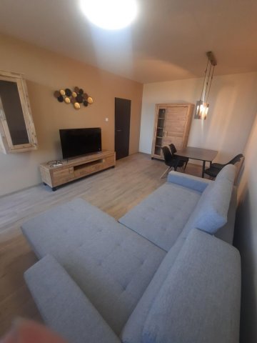 Kiadó panellakás, albérlet, Debrecenben 230 E Ft / hó, 2 szobás