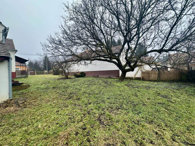 Eladó családi ház, Tapsonyon 23.9 M Ft, 3 szobás