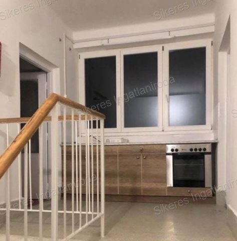 Eladó hotel, Tatán 650 M Ft, 27 szobás / költözzbe.hu