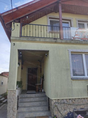 Eladó családi ház, Farmoson 61.9 M Ft, 4 szobás