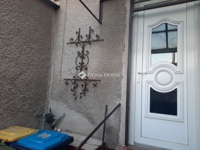 Eladó családi ház, Budapesten, XVIII. kerületben 75 M Ft