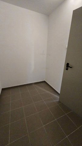 Eladó téglalakás, Budapesten, XIII. kerületben, Szabolcs utcában