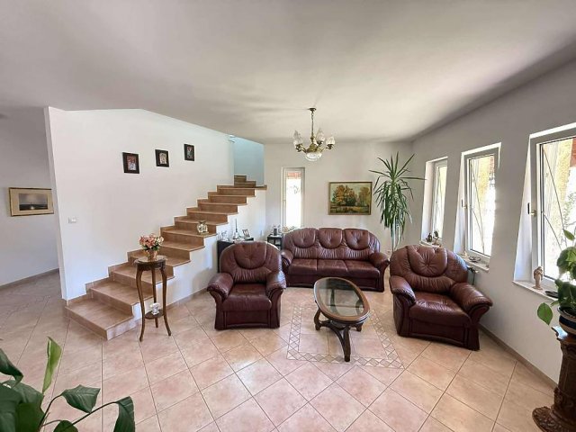 Eladó családi ház, Budapesten, XVI. kerületben 219.9 M Ft