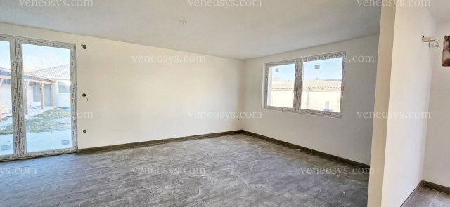 Eladó ikerház, Kakucson 89.9 M Ft, 4 szobás