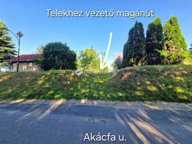 Eladó telek, Cserszegtomajon, Akácfa utcában 8.9 M Ft