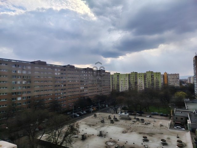 Eladó panellakás, Budapesten, XIV. kerületben 64 M Ft, 2 szobás