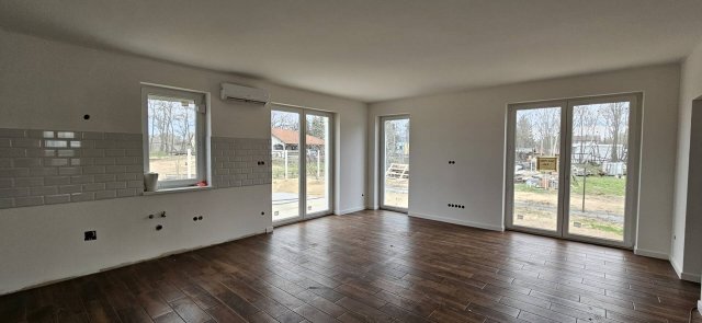 Eladó családi ház, Hernádon 95 M Ft, 5 szobás