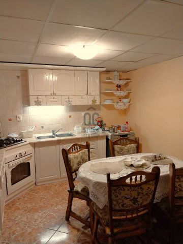 Eladó családi ház, Budapesten, IV. kerületben 97.9 M Ft