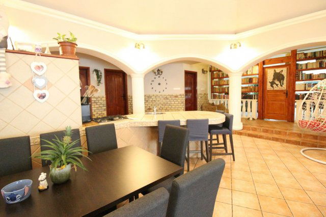 Eladó családi ház, Enesén 155 M Ft, 5 szobás
