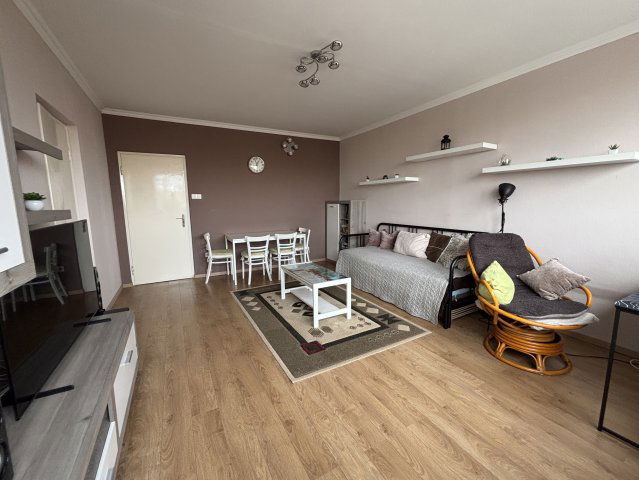 Eladó panellakás, Budapesten, XIV. kerületben, Tihany utcában