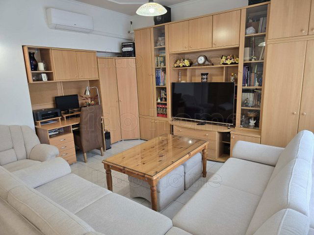 Eladó családi ház, Vonyarcvashegyen 329 M Ft, 11 szobás