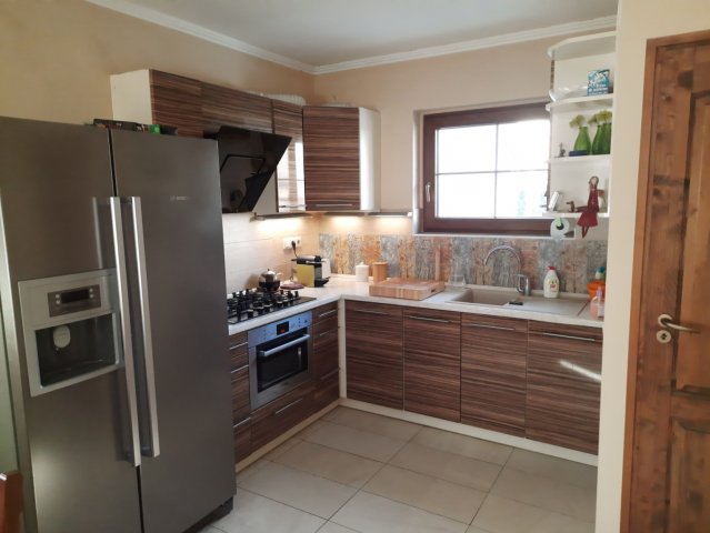 Eladó hotel, Hévízen 119 M Ft, 9 szobás / költözzbe.hu