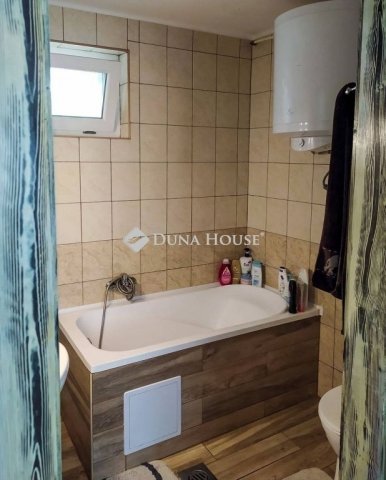 Eladó családi ház, Mohácson 41.5 M Ft, 3 szobás