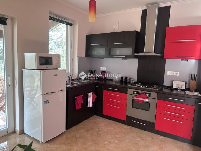 Eladó ikerház, Nyíregyházán 89 M Ft, 4 szobás