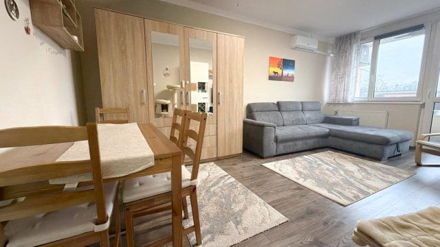 Eladó téglalakás, Debrecenben 64.9 M Ft, 2 szobás