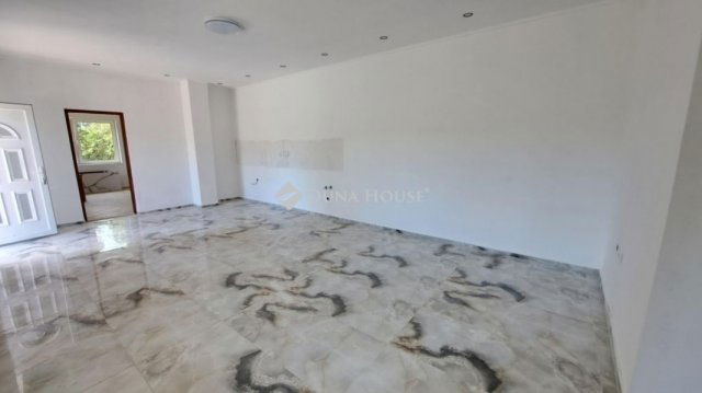 Eladó családi ház, Zsámbokon 49.9 M Ft, 3+1 szobás