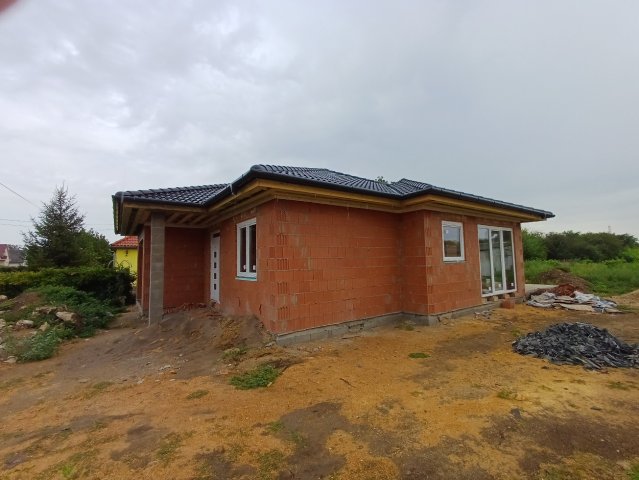 Eladó családi ház, Nyíregyházán 96 M Ft, 3 szobás