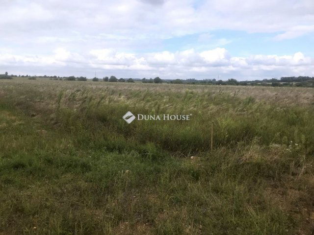 Eladó telek, Budapesten, XVI. kerületben, Bökényföldi úton