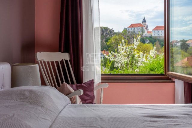 Eladó családi ház, Veszprémben 164 M Ft, 3+1 szobás