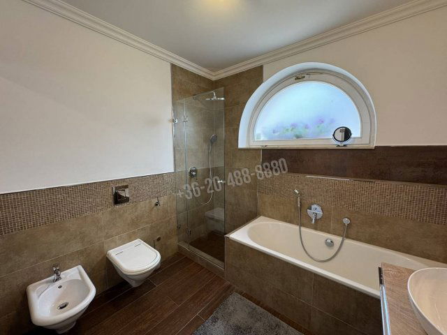 Eladó családi ház, Budapesten, II. kerületben 475 M Ft